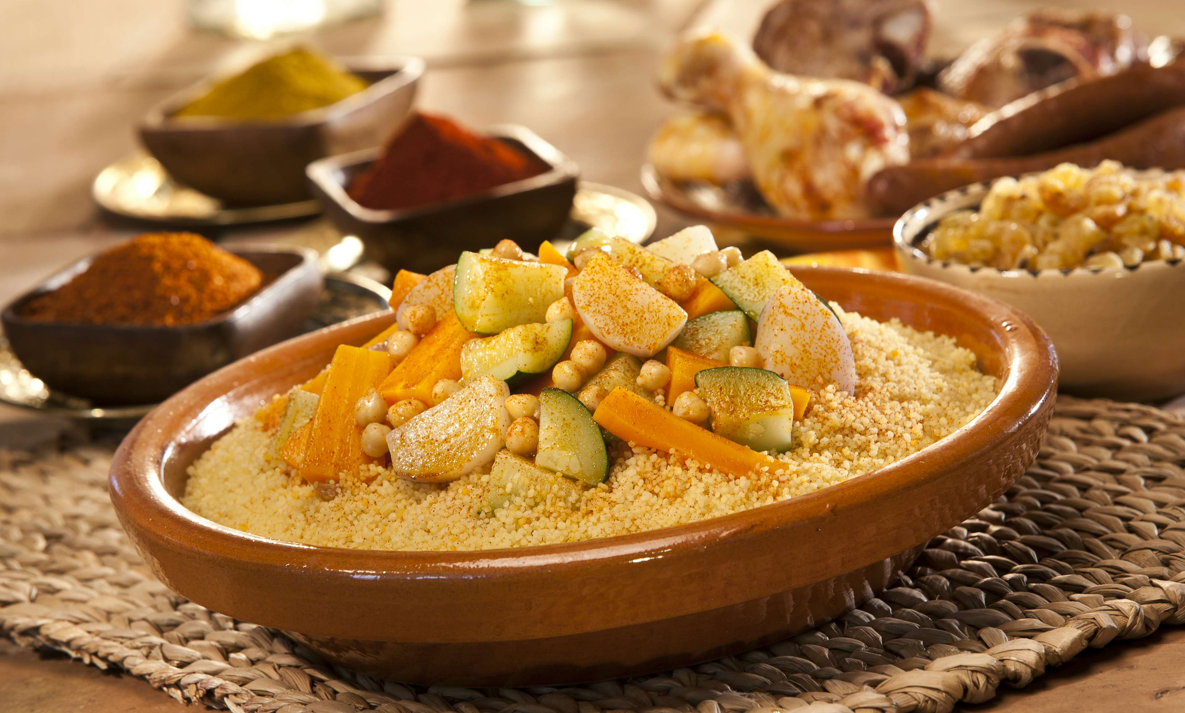 Couscous végétarien par la cuisine de roukia, traiteur marocain à bordeaux