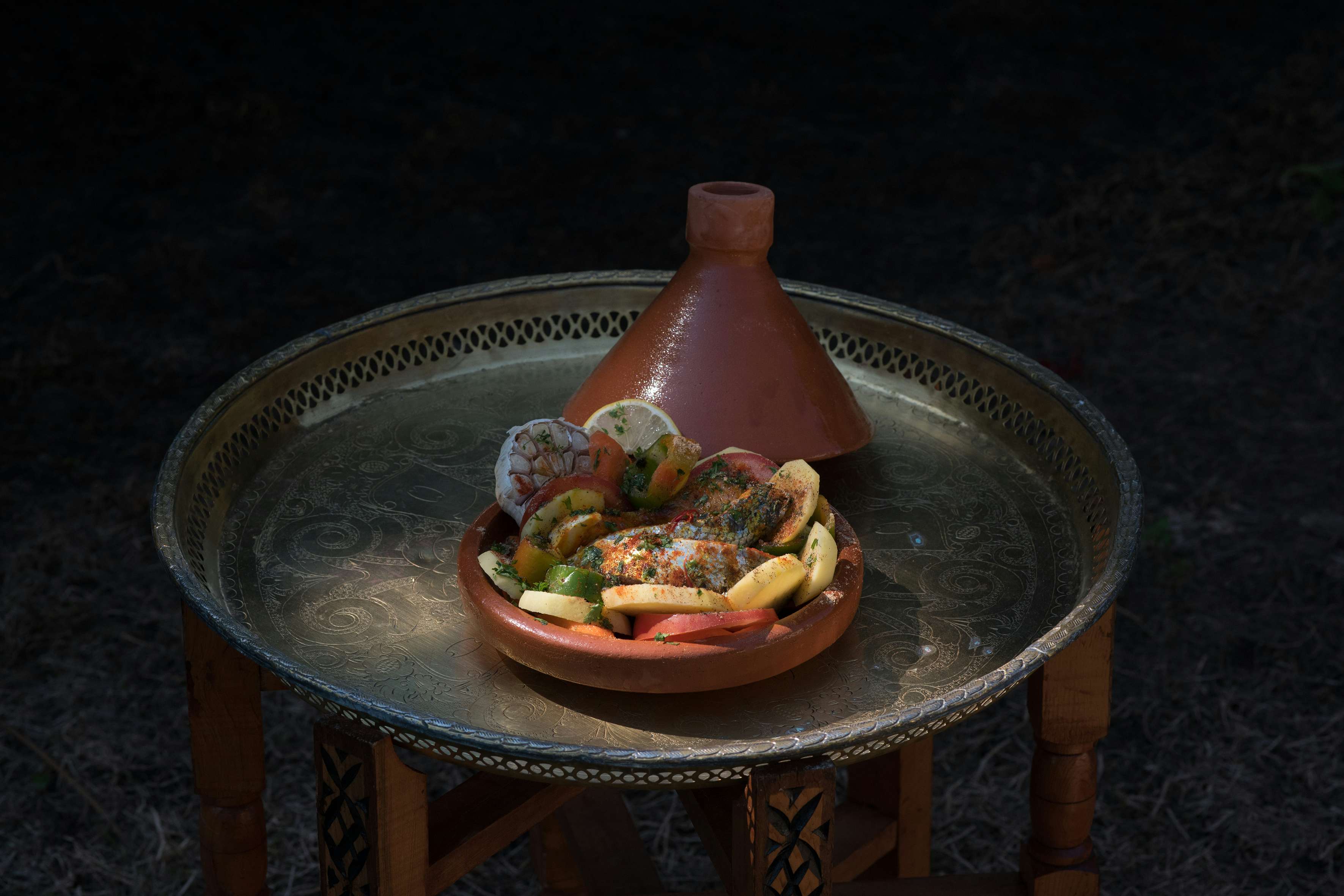 Tajine de bar marocain par la cuisine de roukia, traiteur à libourne