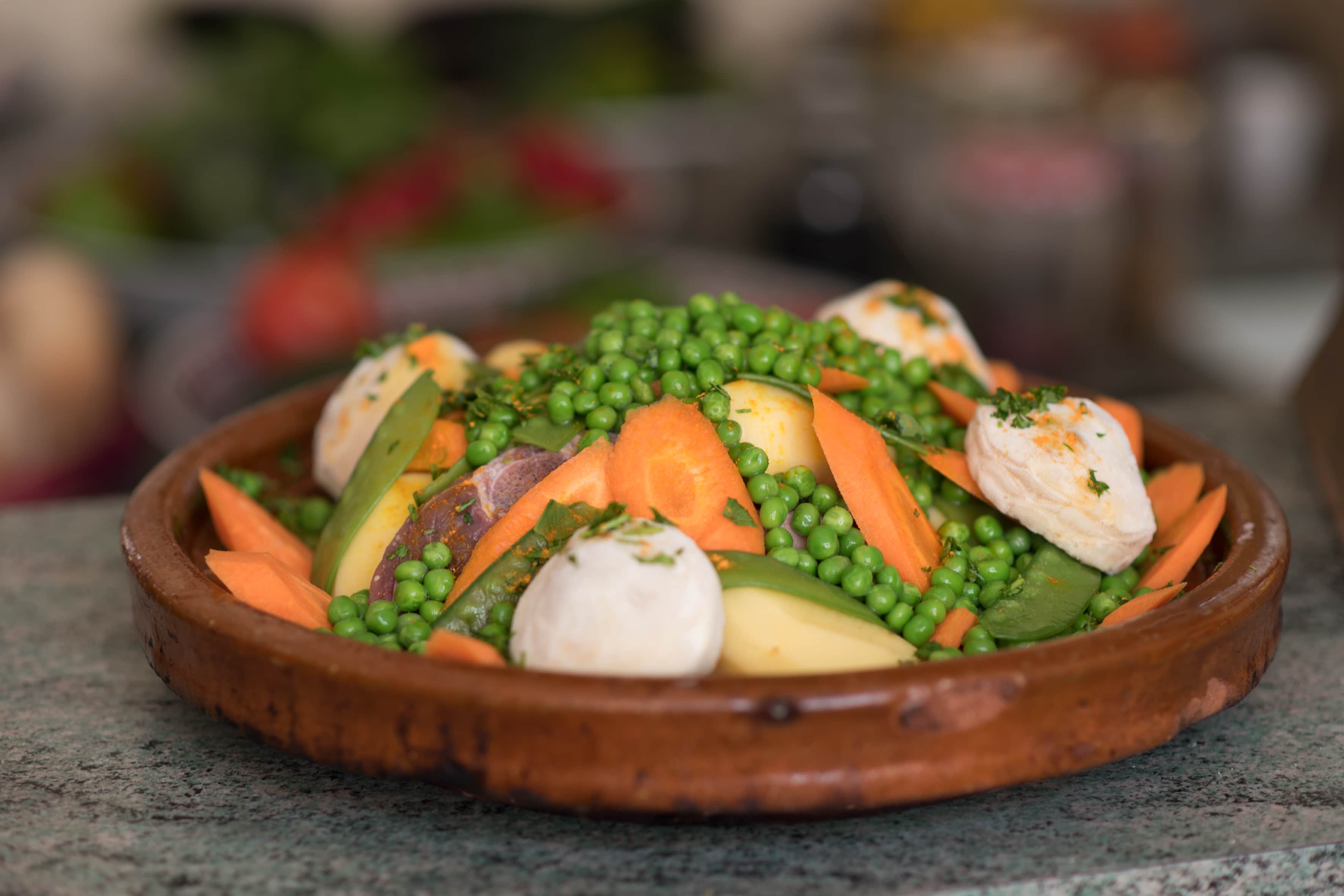 Photographie d'un tajine traditionnel marocain réalisé par la cuisine de Roukia à Libourne