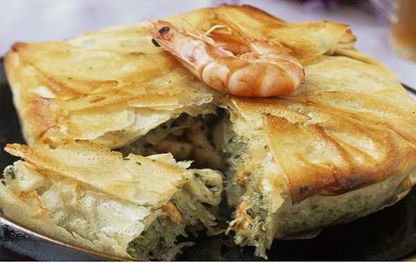 Pastilla marocaine au saumon par le traiteur la cuisine de roukia libourne